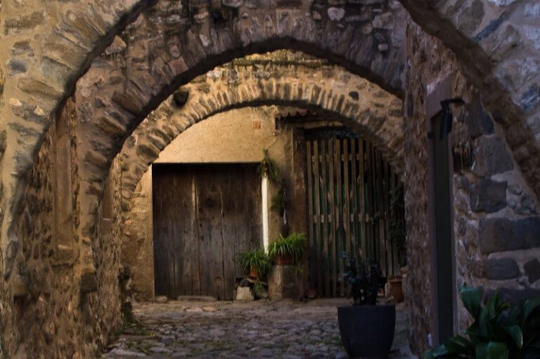 Callejón de Besalú Medieval