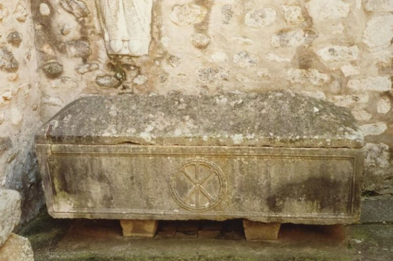 Sarcófago de la Abadía de Santa María de Arles Sur Tech